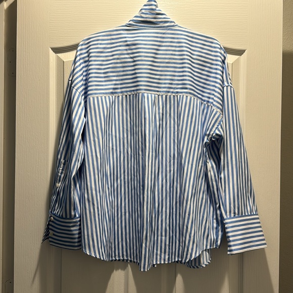 Zara blue and white striped poplin blouse - Picture 4 of 5